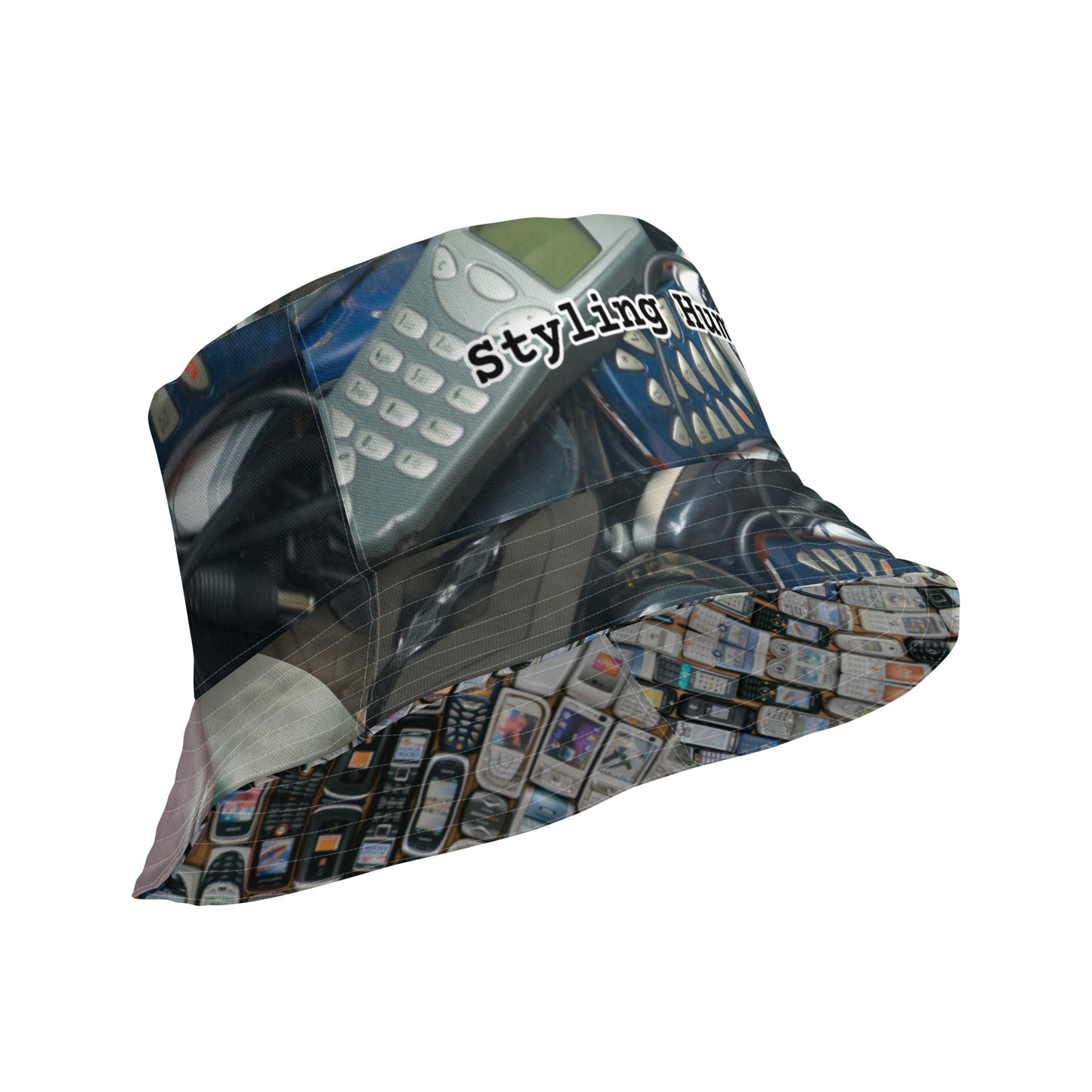 Cellular Reversible bucket hat