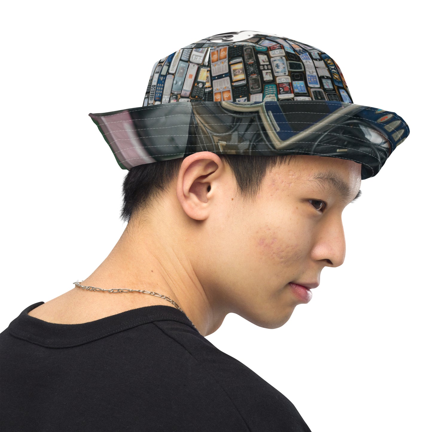 Cellular Reversible bucket hat