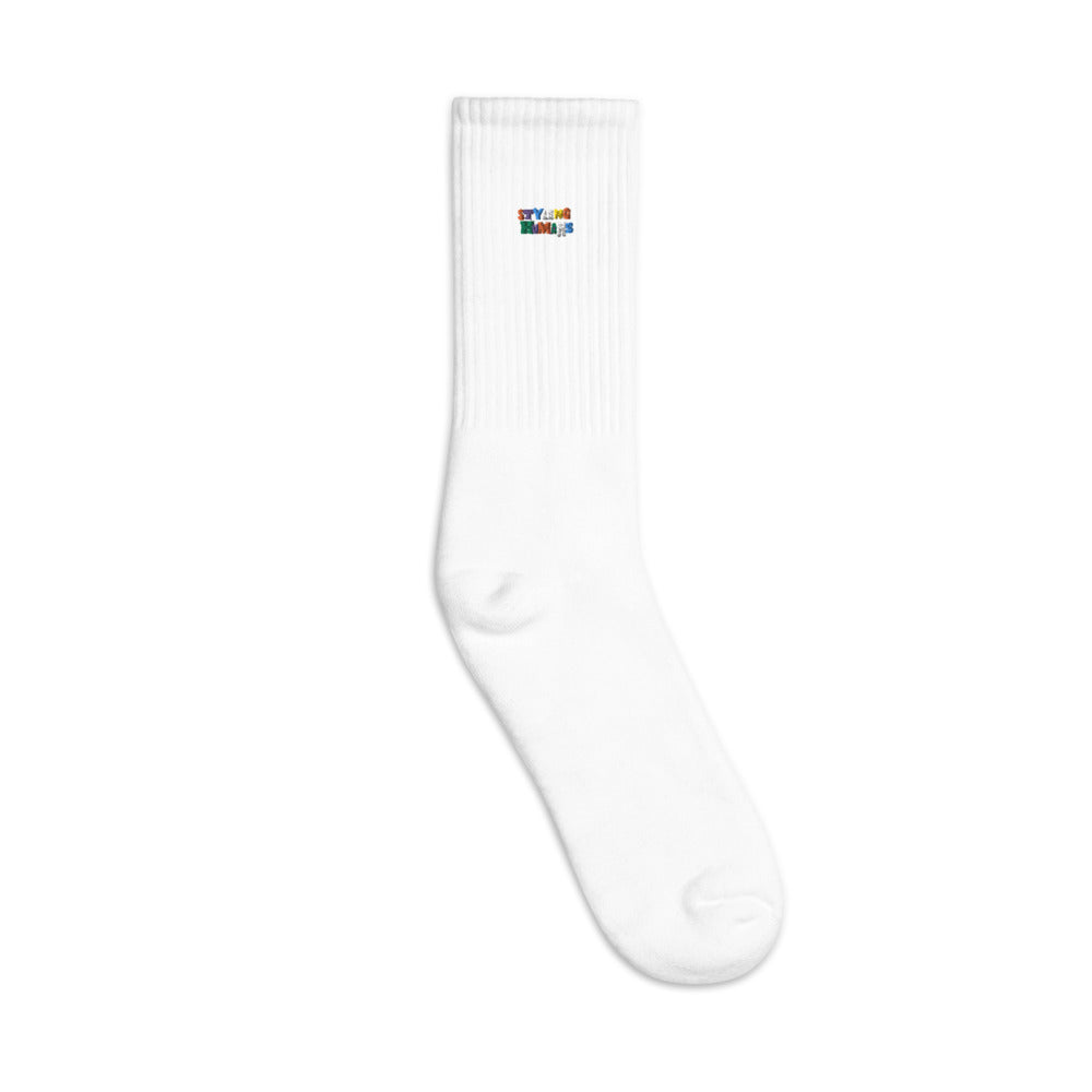 STYLING LETTERS Embroidered socks